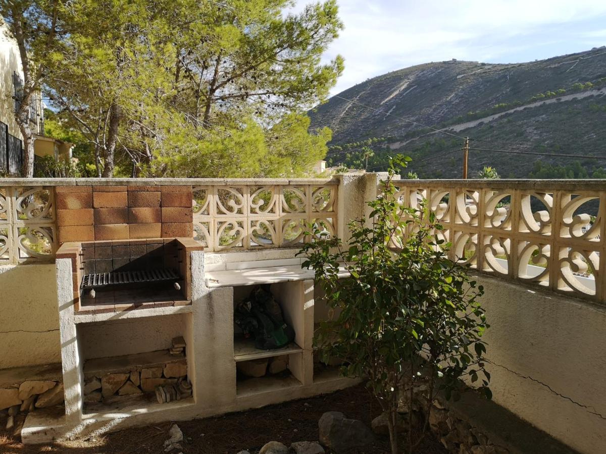 La Madrugada - Luxury Moraira Villa With Sea Views And Private Heated Pool Екстер'єр фото