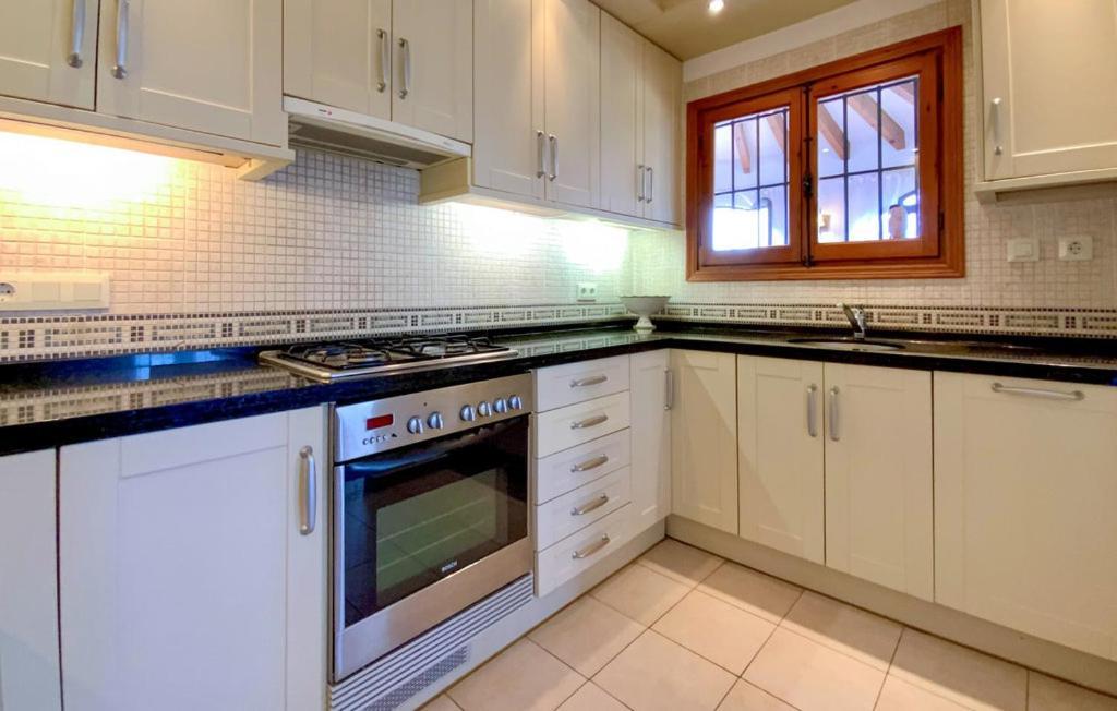 La Madrugada - Luxury Moraira Villa With Sea Views And Private Heated Pool Екстер'єр фото