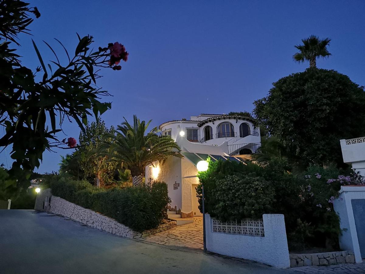 La Madrugada - Luxury Moraira Villa With Sea Views And Private Heated Pool Екстер'єр фото